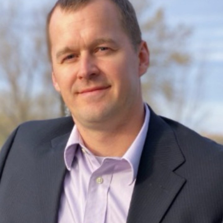 Portrait of Andrew Crawford, founder of SampoVolt.